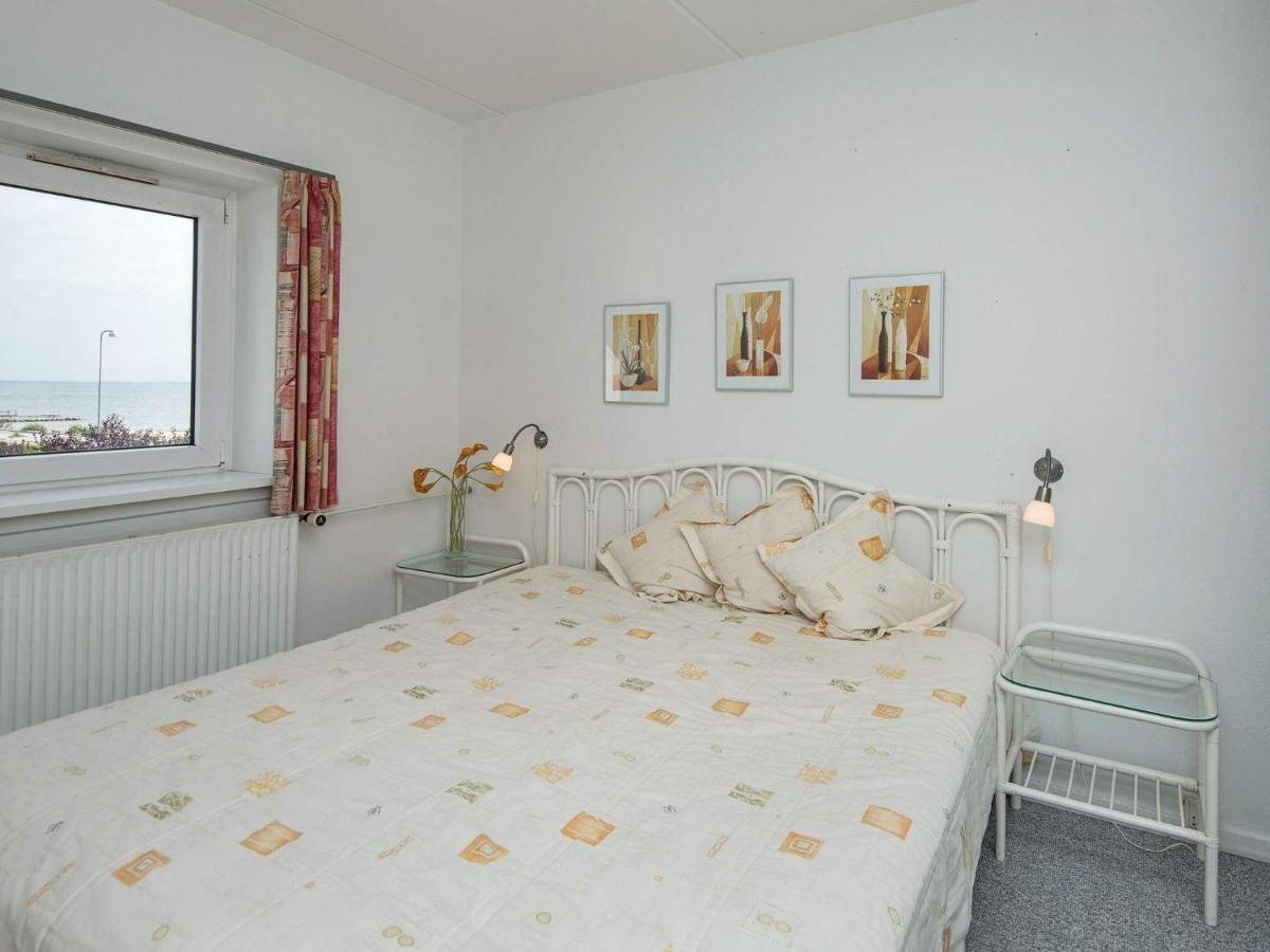 6 Person Holiday Home On A Holiday Park In Hejls Buitenkant foto
