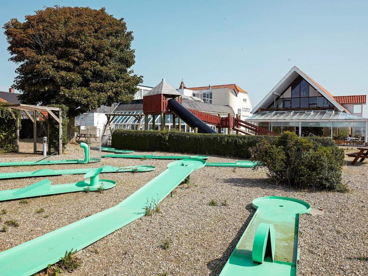 6 Person Holiday Home On A Holiday Park In Hejls Buitenkant foto