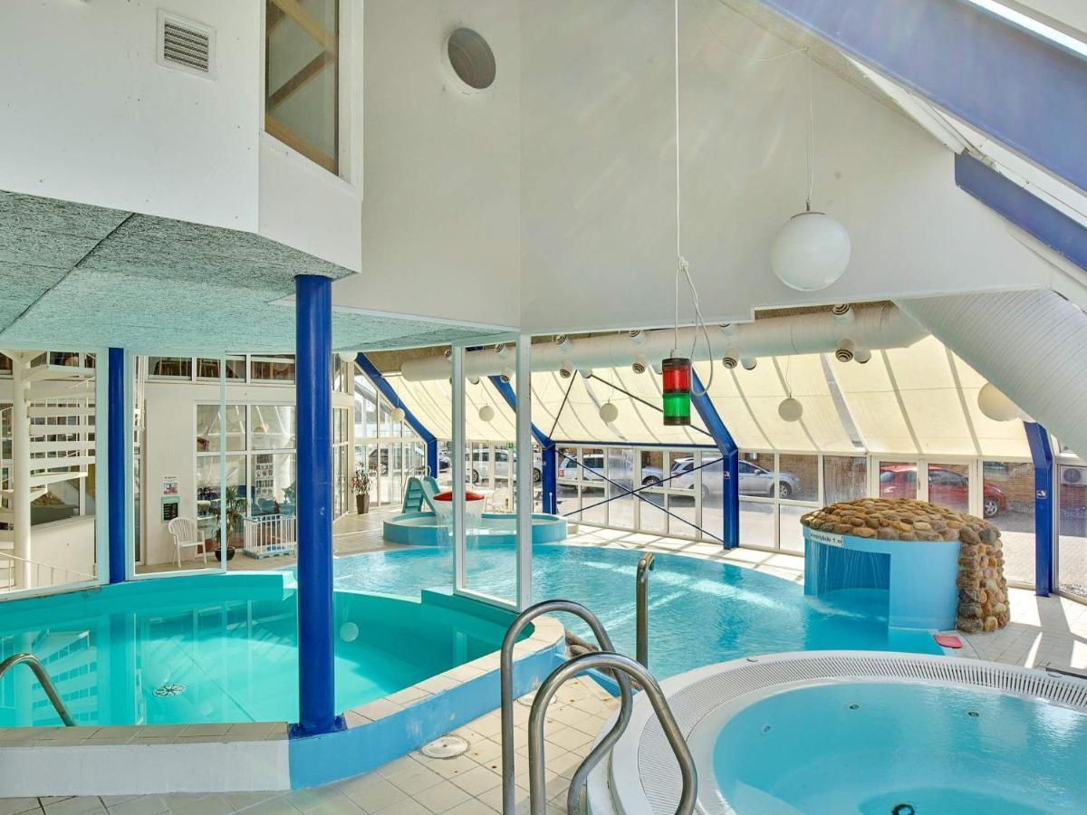 6 Person Holiday Home On A Holiday Park In Hejls Buitenkant foto
